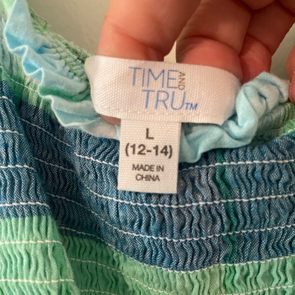 Time and Tru maxi dress size L never worn